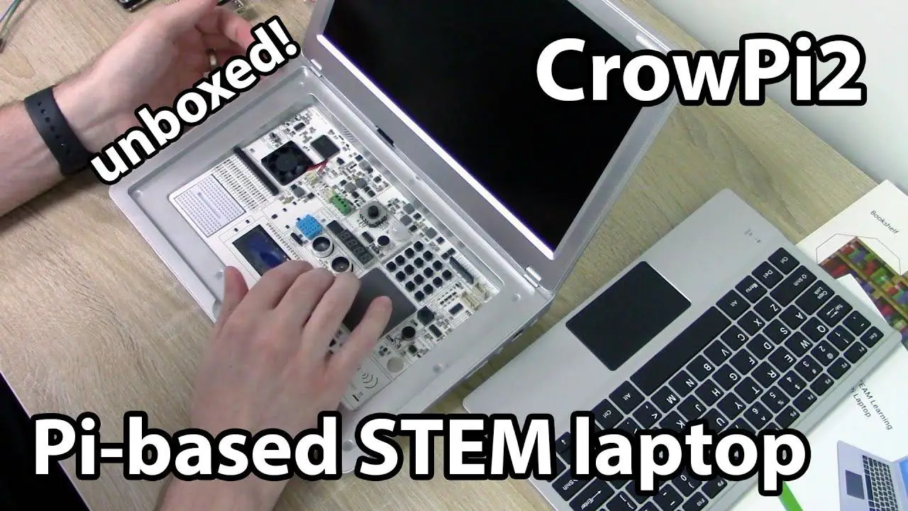 CrowPi2 – Raspberry Pi STEAM laptop unboxing